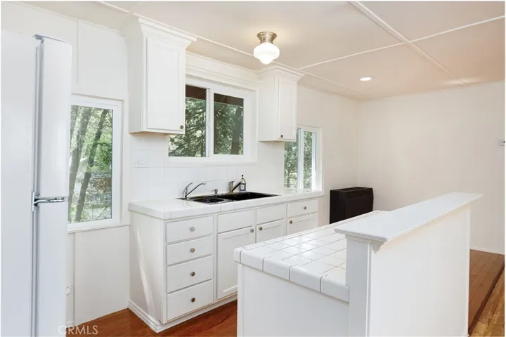 539 Acacia Drive, Crestline, California 92325