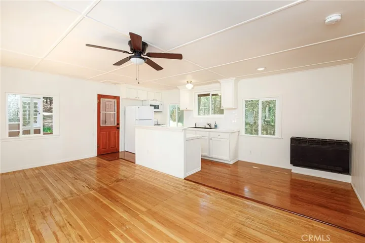 539 Acacia Drive, Crestline, California 92325
