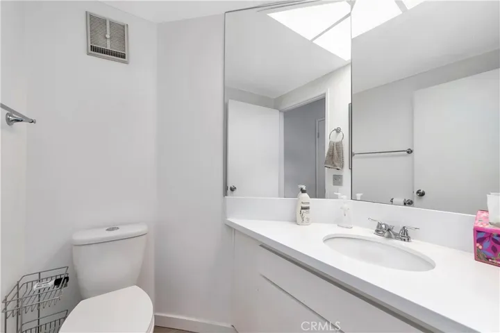 half bath down stairs