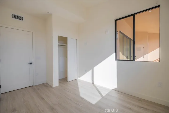 2608 Honolulu Avenue 208, Montrose, California 91020