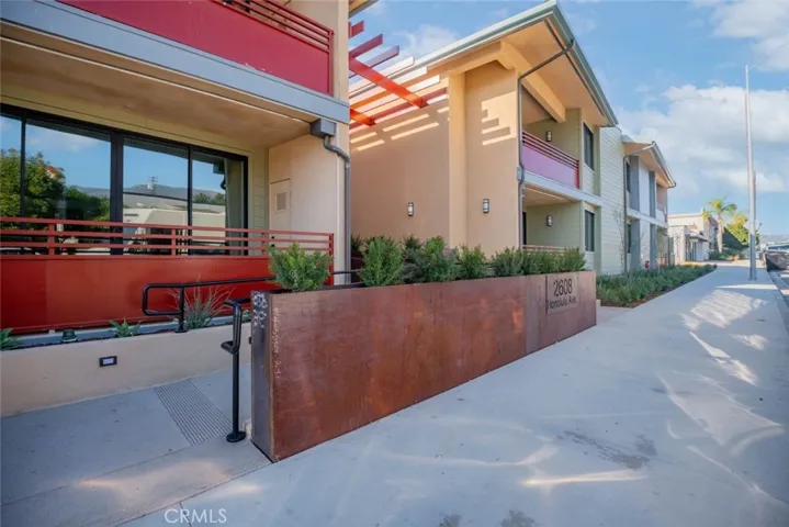 2608 Honolulu Avenue 208, Montrose, California 91020