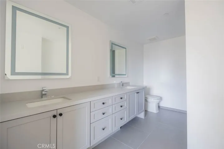 2608 Honolulu Avenue 208, Montrose, California 91020