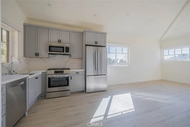 2608 Honolulu Avenue 208, Montrose, California 91020