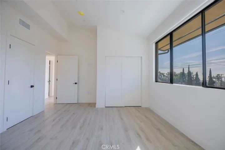 2608 Honolulu Avenue 208, Montrose, California 91020