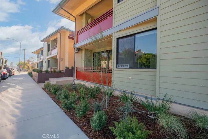 2608 Honolulu Avenue 206, Montrose, California 91020