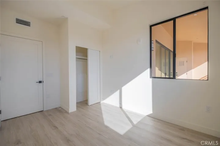 2608 Honolulu Avenue 206, Montrose, California 91020