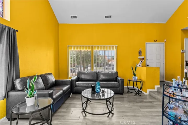 4031 E Avenue R13, Palmdale, California 93552
