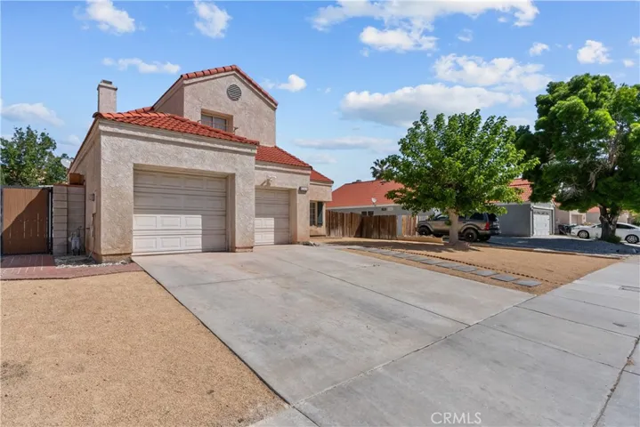 4031 E Avenue R13, Palmdale, California 93552