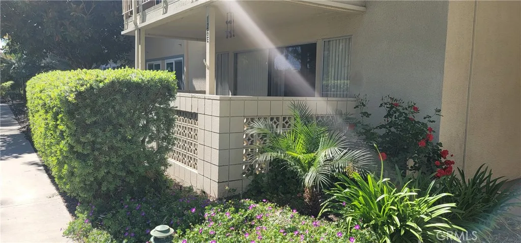 126 Avenida Majorca E, Laguna Woods, California 92637