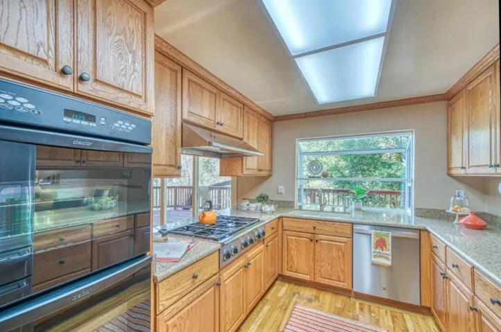 375 Lee Street, Santa Cruz, California 95060