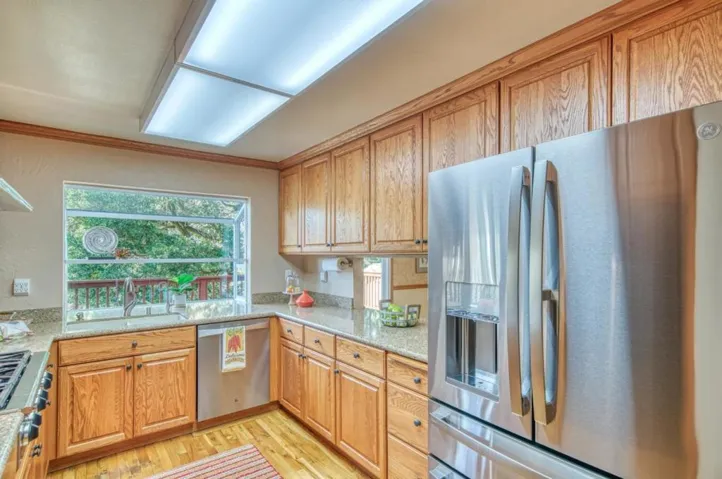 375 Lee Street, Santa Cruz, California 95060