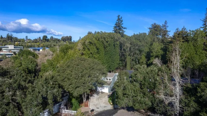375 Lee Street, Santa Cruz, California 95060