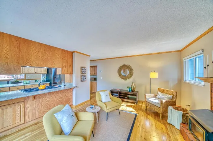 375 Lee Street, Santa Cruz, California 95060