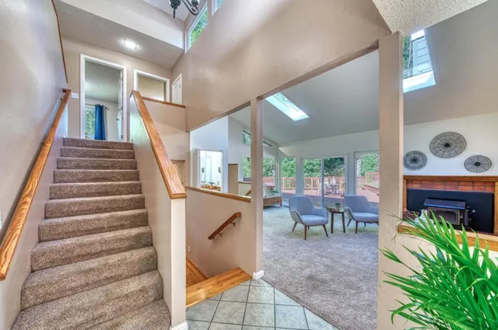 375 Lee Street, Santa Cruz, California 95060