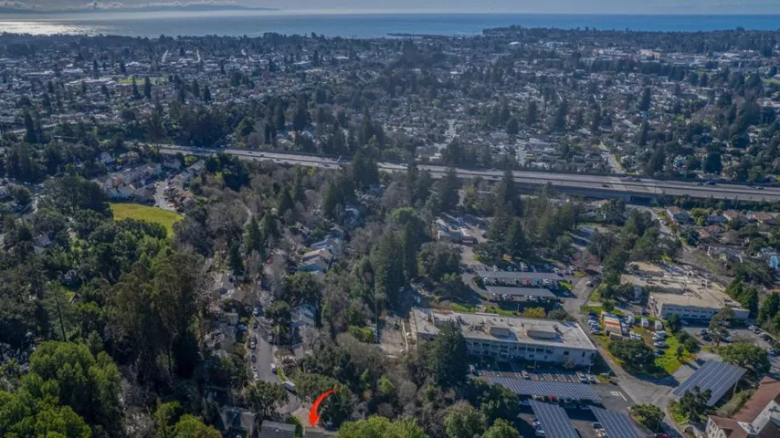 375 Lee Street, Santa Cruz, California 95060
