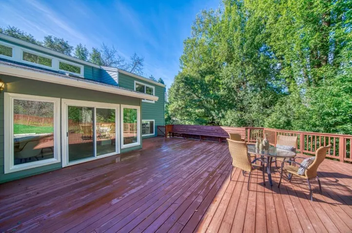 375 Lee Street, Santa Cruz, California 95060