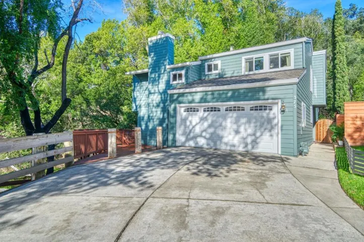 375 Lee Street, Santa Cruz, California 95060