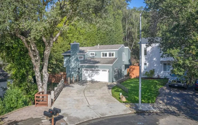 375 Lee Street, Santa Cruz, California 95060