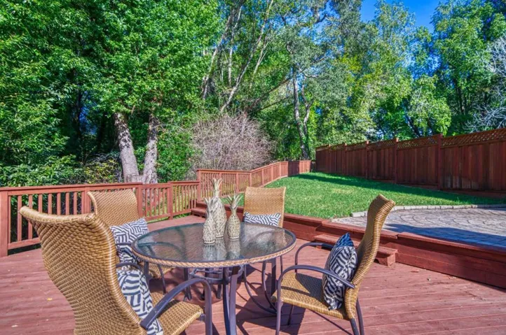 375 Lee Street, Santa Cruz, California 95060
