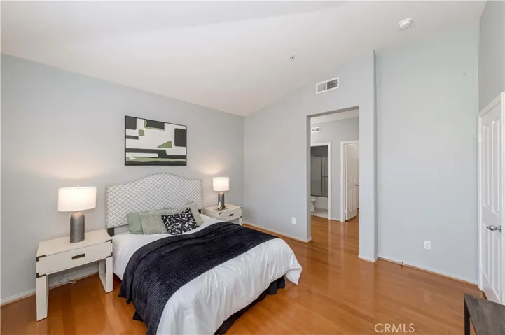 709 Solvay Aisle, Irvine, California 92606