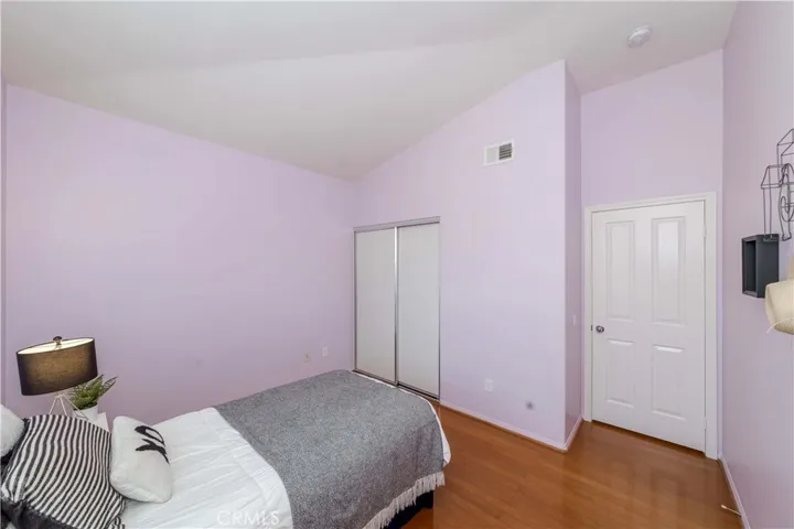 709 Solvay Aisle, Irvine, California 92606