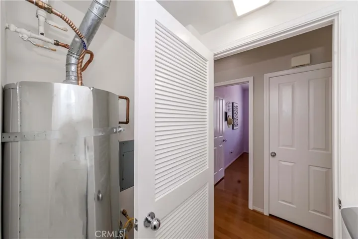 709 Solvay Aisle, Irvine, California 92606