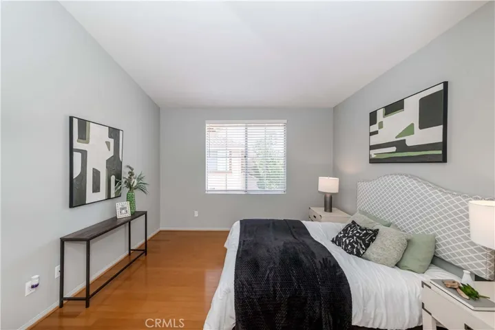 709 Solvay Aisle, Irvine, California 92606