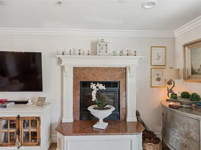 10180 Deep Creek, Apple Valley, California 92308