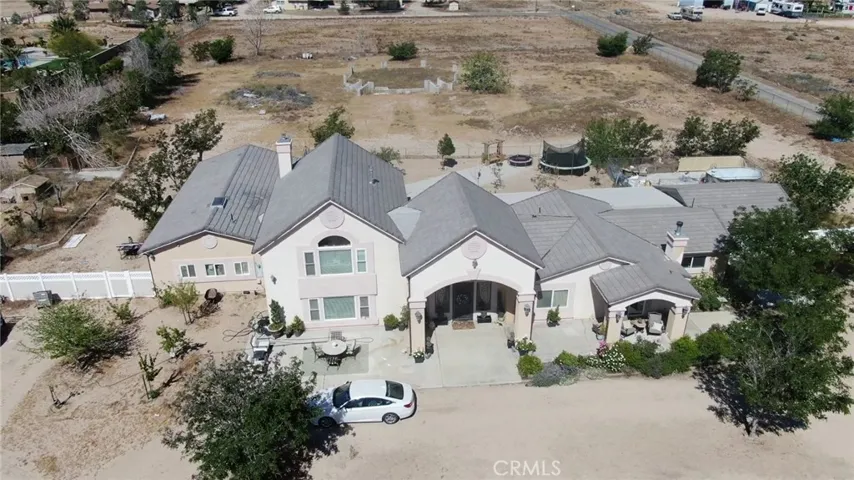 10180 Deep Creek, Apple Valley, California 92308