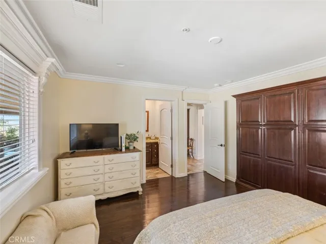 10180 Deep Creek, Apple Valley, California 92308