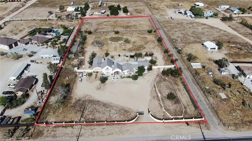10180 Deep Creek, Apple Valley, California 92308