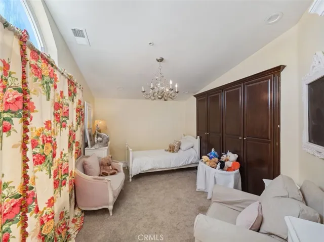 10180 Deep Creek, Apple Valley, California 92308