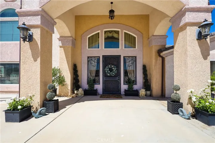 10180 Deep Creek, Apple Valley, California 92308