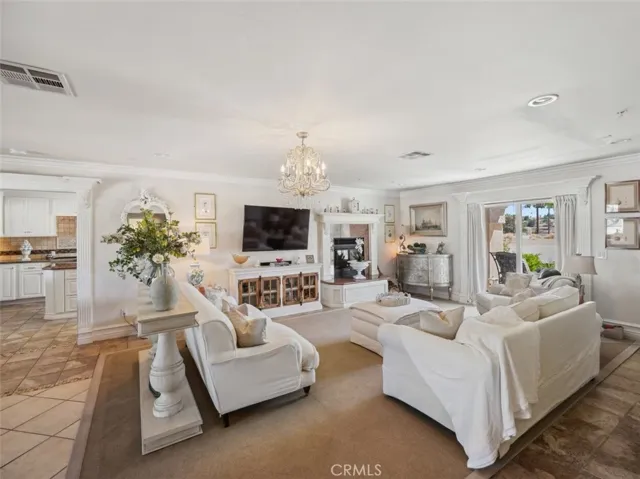 10180 Deep Creek, Apple Valley, California 92308