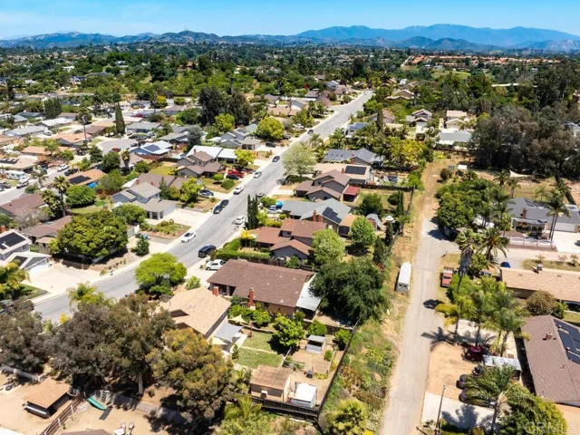 215 Pipin Drive, Fallbrook, California 92028