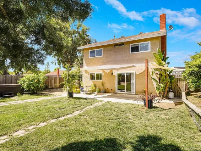 215 Pipin Drive, Fallbrook, California 92028