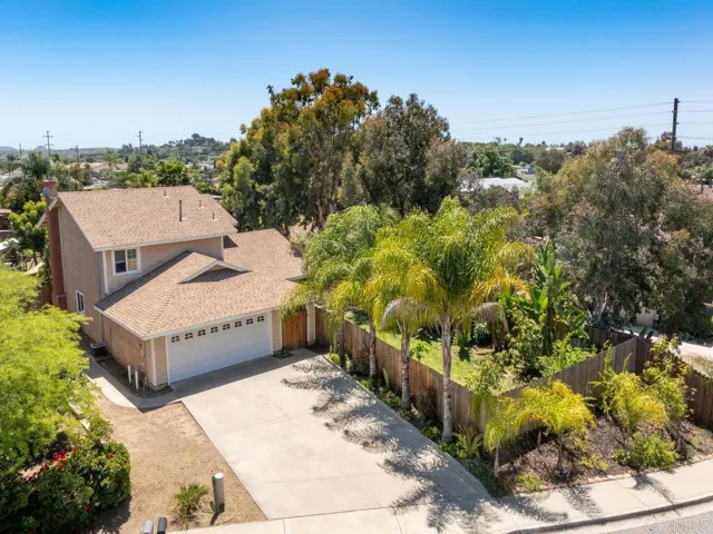 215 Pipin Drive, Fallbrook, California 92028