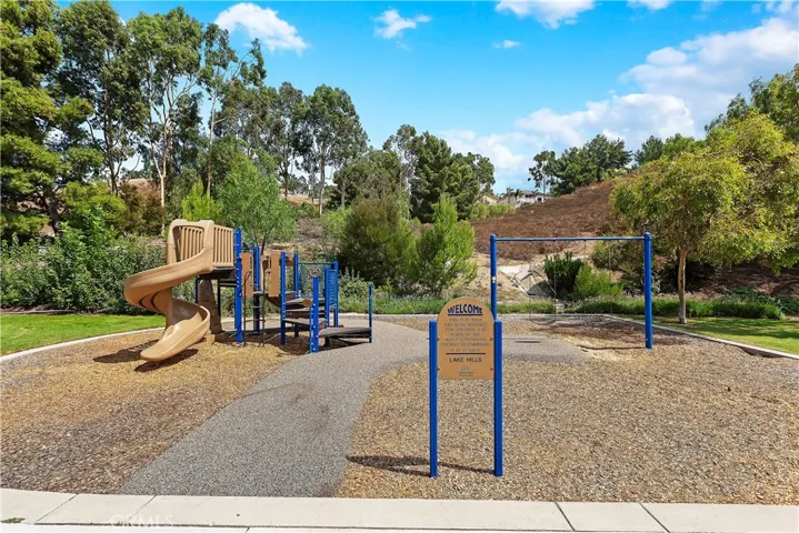 16501 Creekside Road, Riverside, California 92503