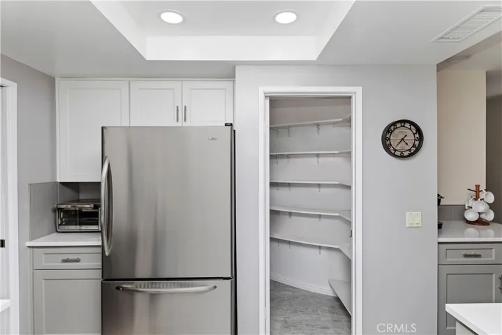 Kitchen & Pantry