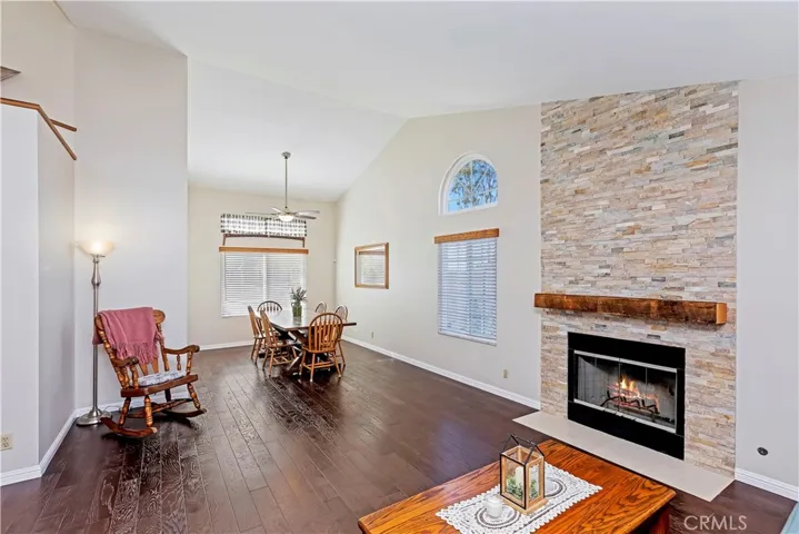 Living/Dining Room