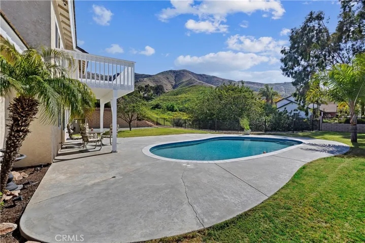 16501 Creekside Road, Riverside, California 92503