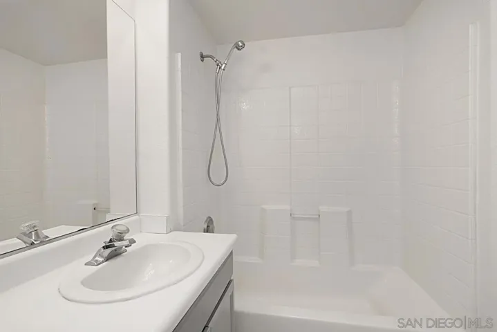 11849 Spruce Run Dr B, San Diego, California 92131