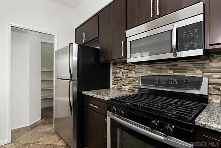 11849 Spruce Run Dr B, San Diego, California 92131