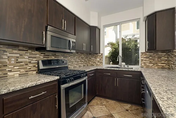 11849 Spruce Run Dr B, San Diego, California 92131