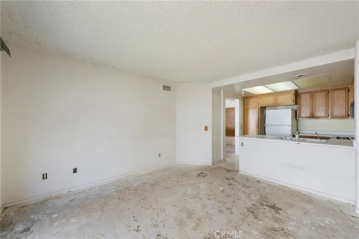 Family room looking into the kitchen!