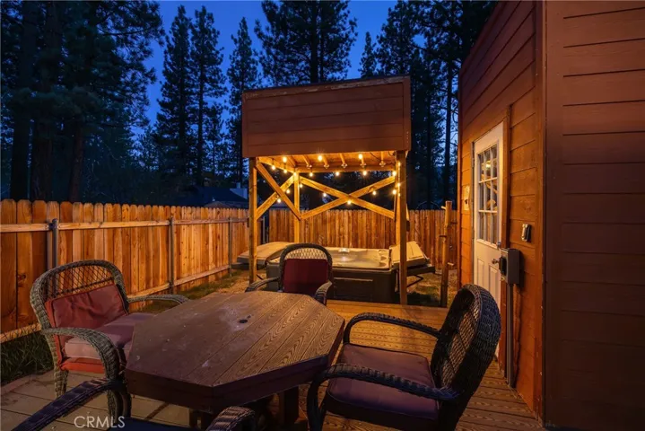 211 W Sherwood Boulevard, Big Bear City, California 92314