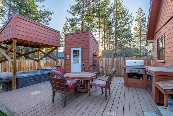 211 W Sherwood Boulevard, Big Bear City, California 92314