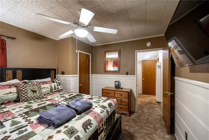 211 W Sherwood Boulevard, Big Bear City, California 92314