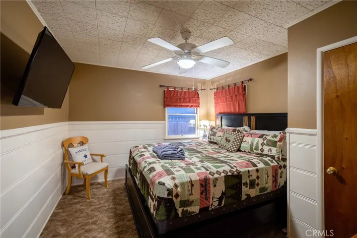 211 W Sherwood Boulevard, Big Bear City, California 92314