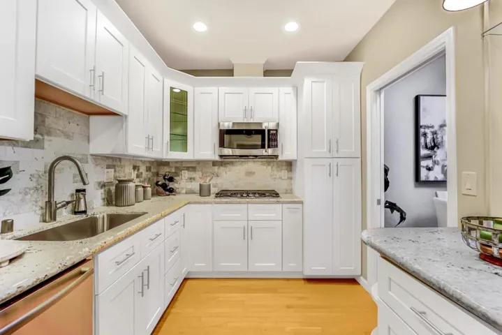 142 Sand Hill Circle, Menlo Park, California 94025